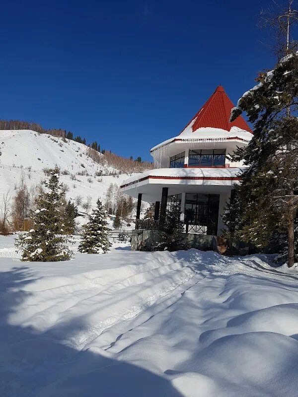 Almaty Hills. Алматы база Алтын Тай фото. Алматы тур.