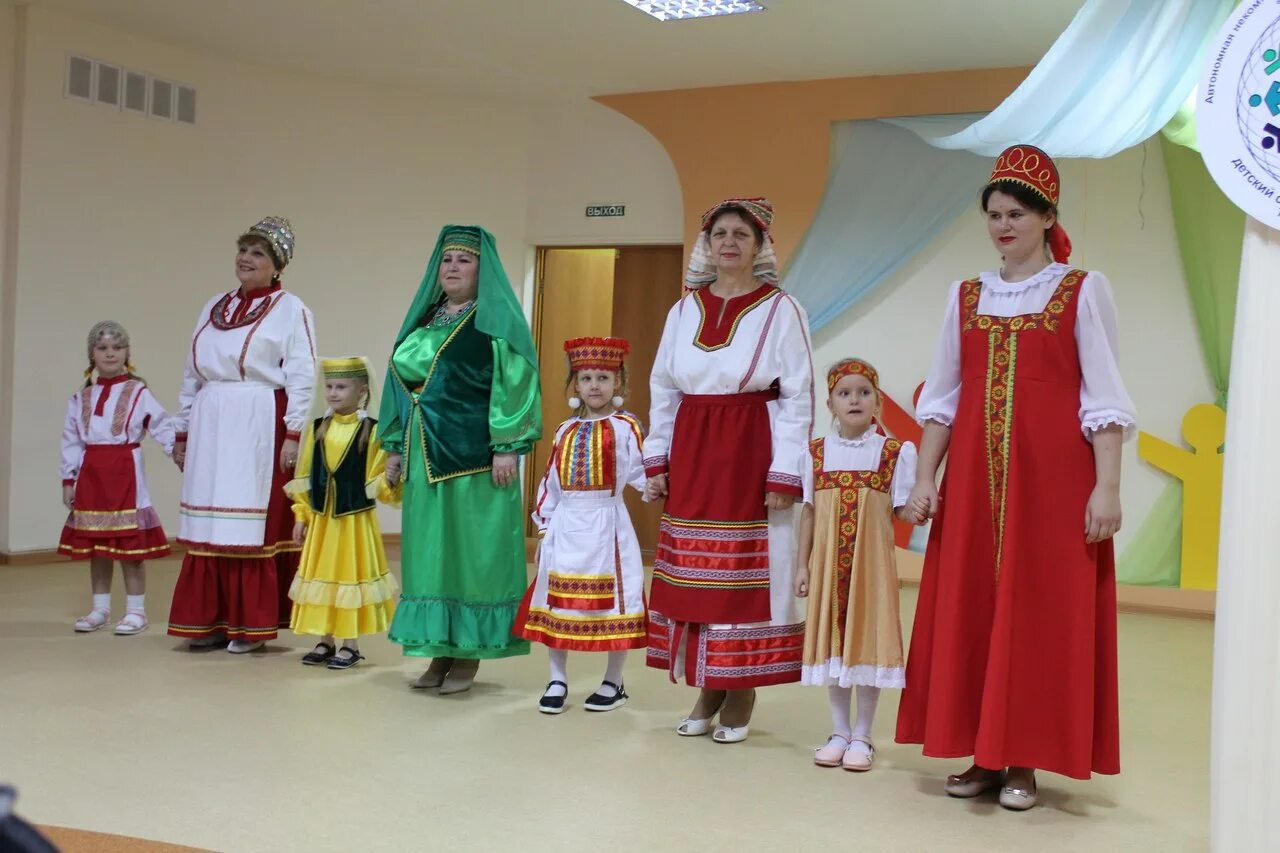 Вестник дружбы народов. Хоровод дружбы народов кузбасс. многонациональный хоровод. многонациональная россия хоровод. народы поволжья.