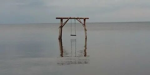 Качели вода