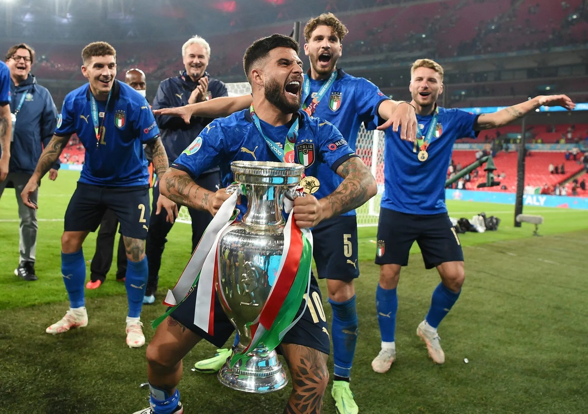 1 4 футбол 2020. Сборная Италии чемпион Европы. Италия чемпион Европы по футболу 2020. Сборная Италии евро 2020. Финал чемпионата Европы по футболу 2021.