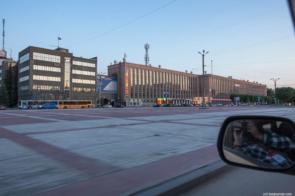 В каком городе находится уралмаш. Уралмаш Екатеринбург. Уралмаш район Екатеринбурга. Екатеринбург площадь Уралмашзавод. Микрорайон Уралмаш Екатеринбург.