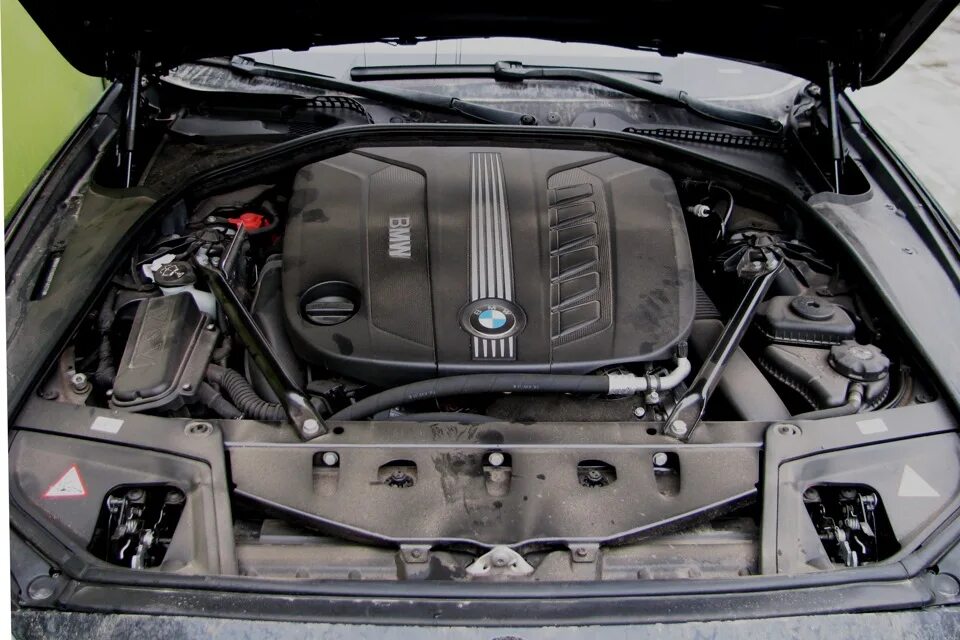 Двигатель 530d. N57 bmw двигатель. н57 мотор. n57 двигателя bmw f10. n57 bmw двигатель 2011.