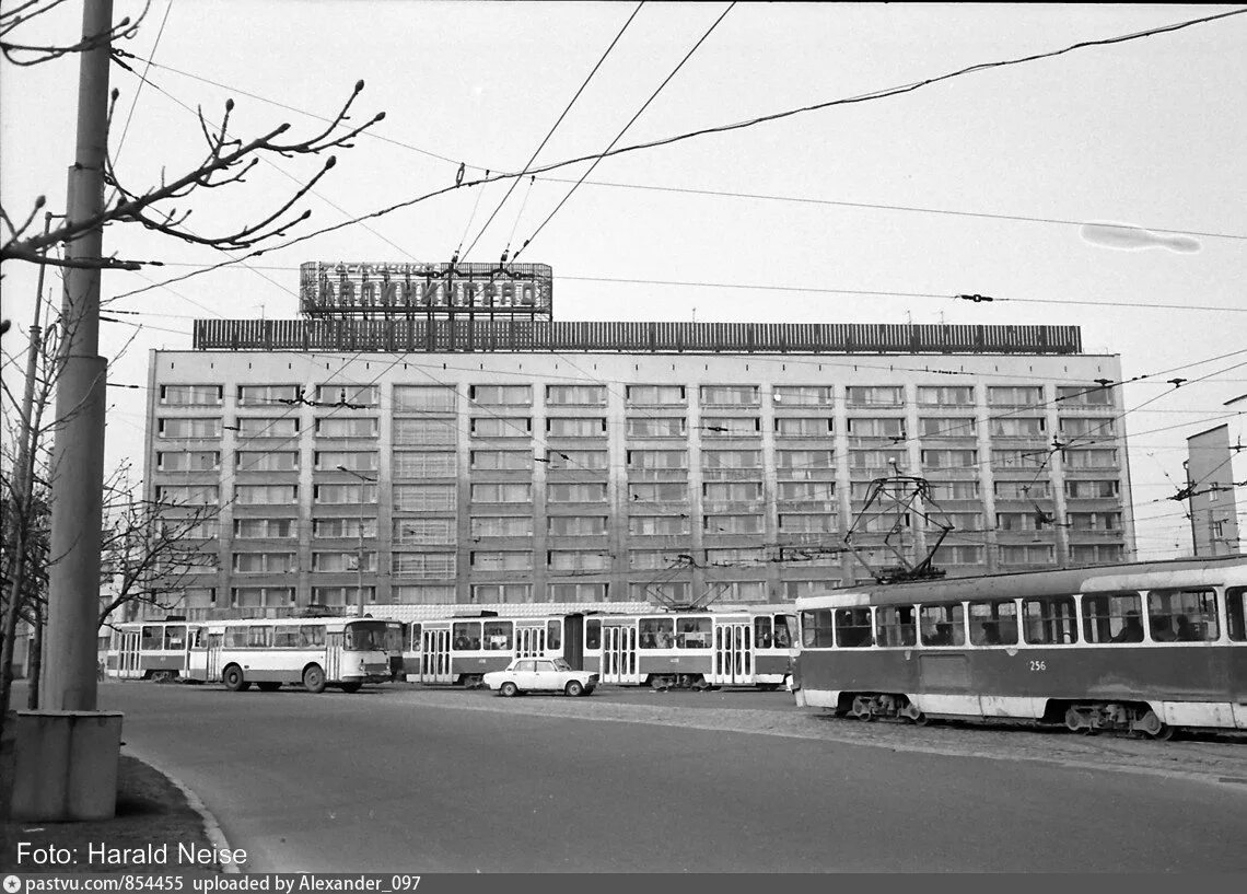 Калининград 1970. Калининград 1987 год. Калининград 1987 год. Площадь победы калининград монумент. Улица фрунзе калининград старые фото.