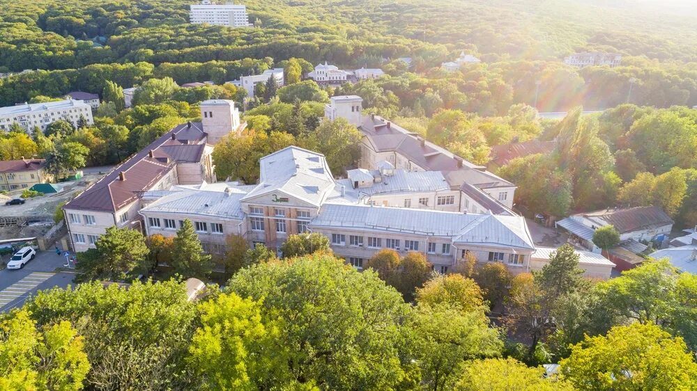 Санаторий здоровье Железноводск. Славянский Исток санаторий Железноводск. Санаторий здоровье Железноводск номера. Фото Железноводска 2023.