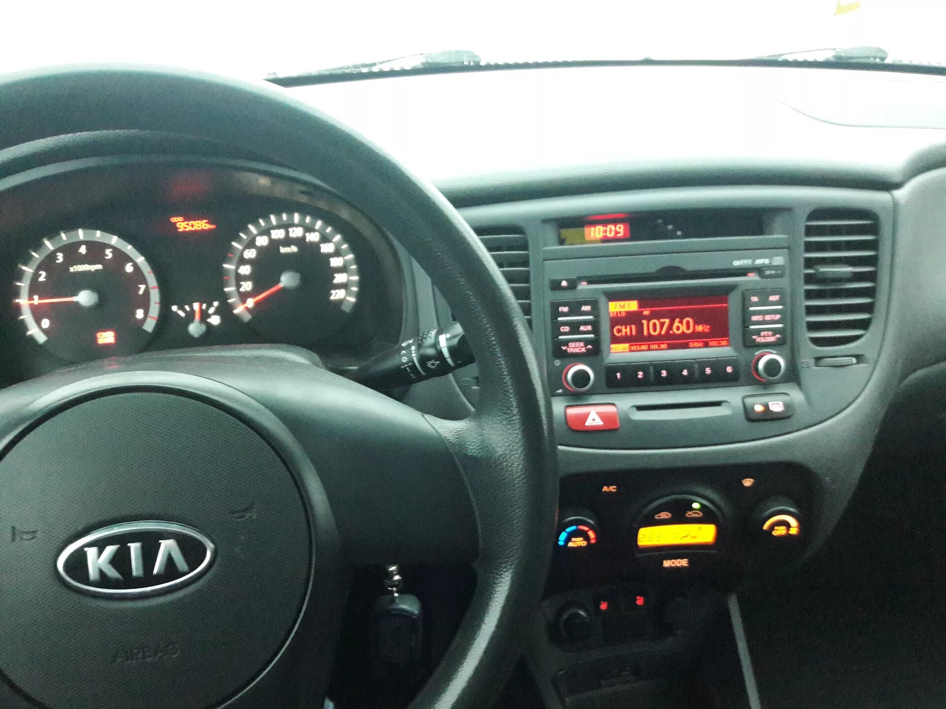 2011 Kia Rio Pictures: U.S. News