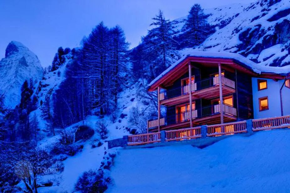 Шале межев в швейцарии. Аренда шале в альпах. Chalet mont blanc, megeve. Шале в горах швейцарии. Доломитовые альпы австрия шале.
