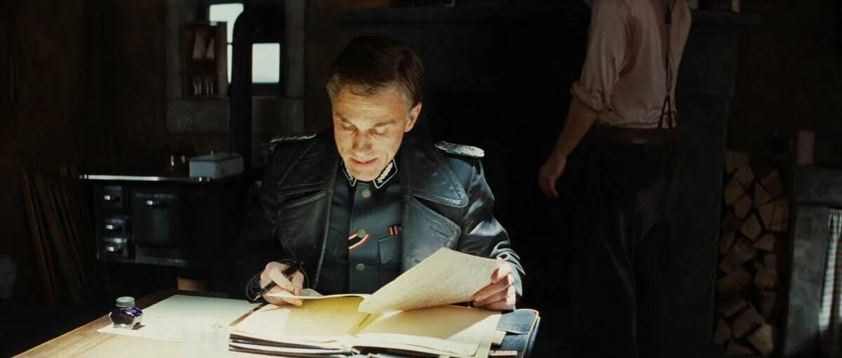 белые ублюдки. брэд питт стрижка бесславные ублюдки. кристоф вальц бесславные. белые ублюдки. томми виркола операция мертвый снег.