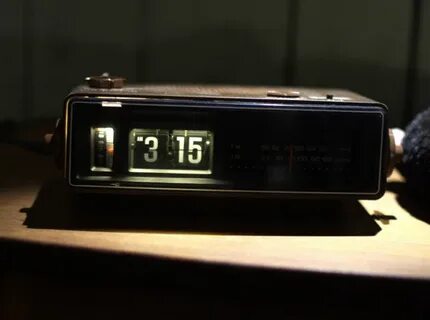 Три 15 часы