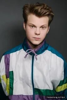 Коноплев актер