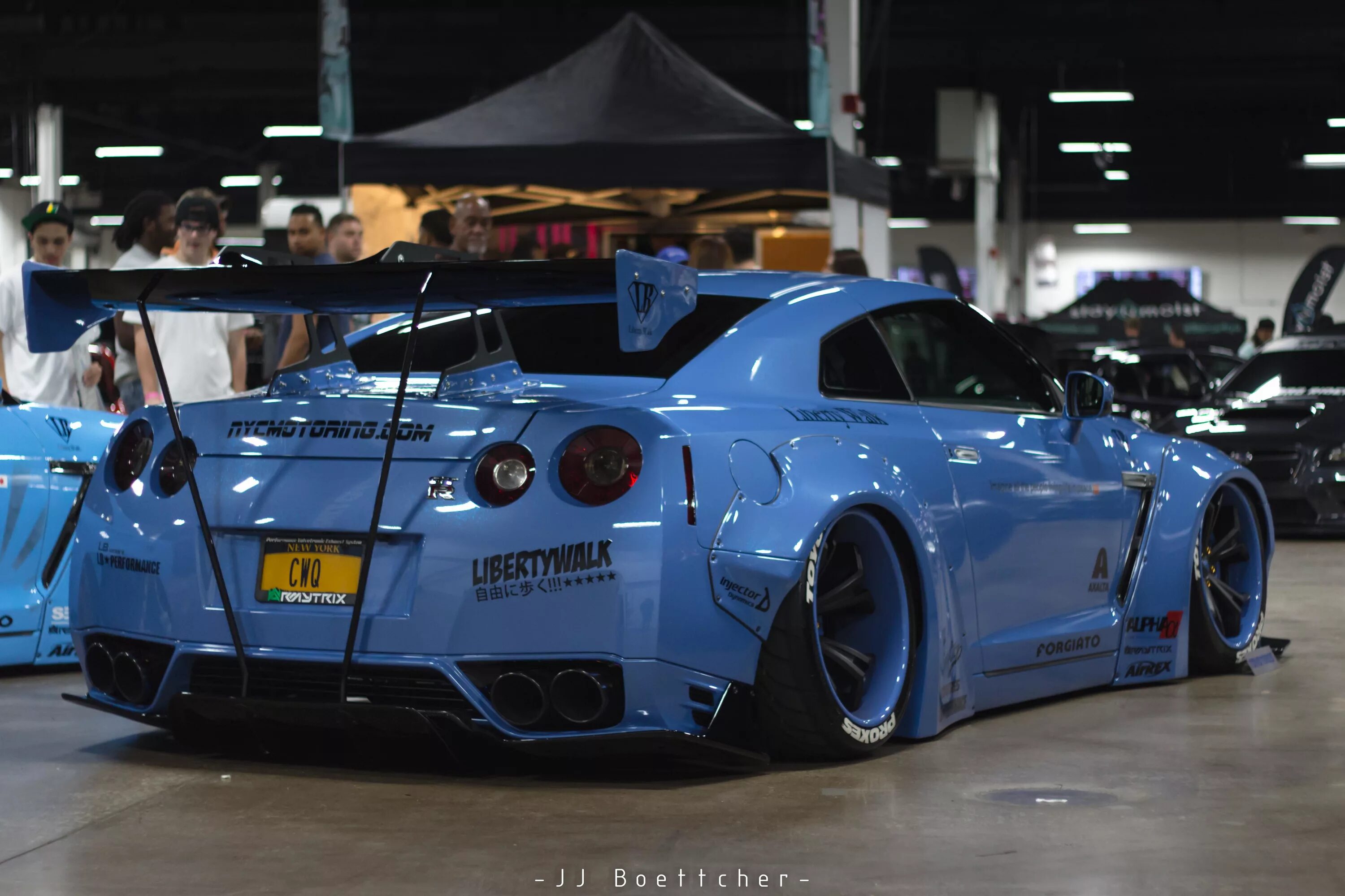 Обвес liberty walk. Nissan gtr liberty walk. nissan gtr 35 stance. nissan gtr r35 liberty walk. nissan skyline r34 gt-r liberty walk.
