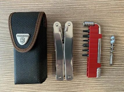 Victorinox swisstool
