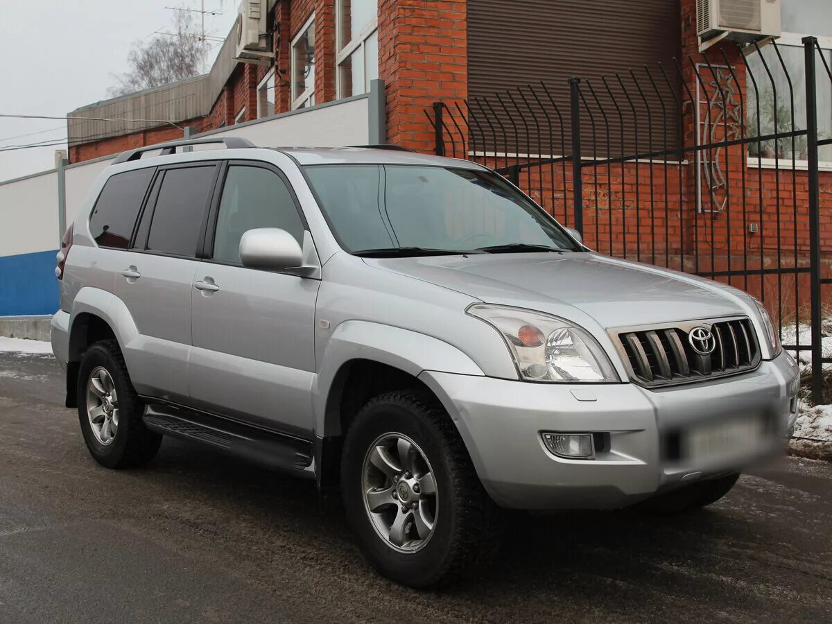Тойота ленд крузер прадо 120 серебристый. Toyota land cruiser prado 120. Прадо 2007г. Toyota land cruiser prado 2005. Toyota land cruiser prado 120 (2002-2009) без монитора.