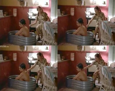 Lacey Chabert Nude Photo.