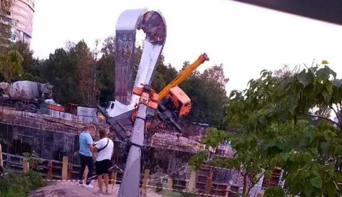 Упал кран воронеж