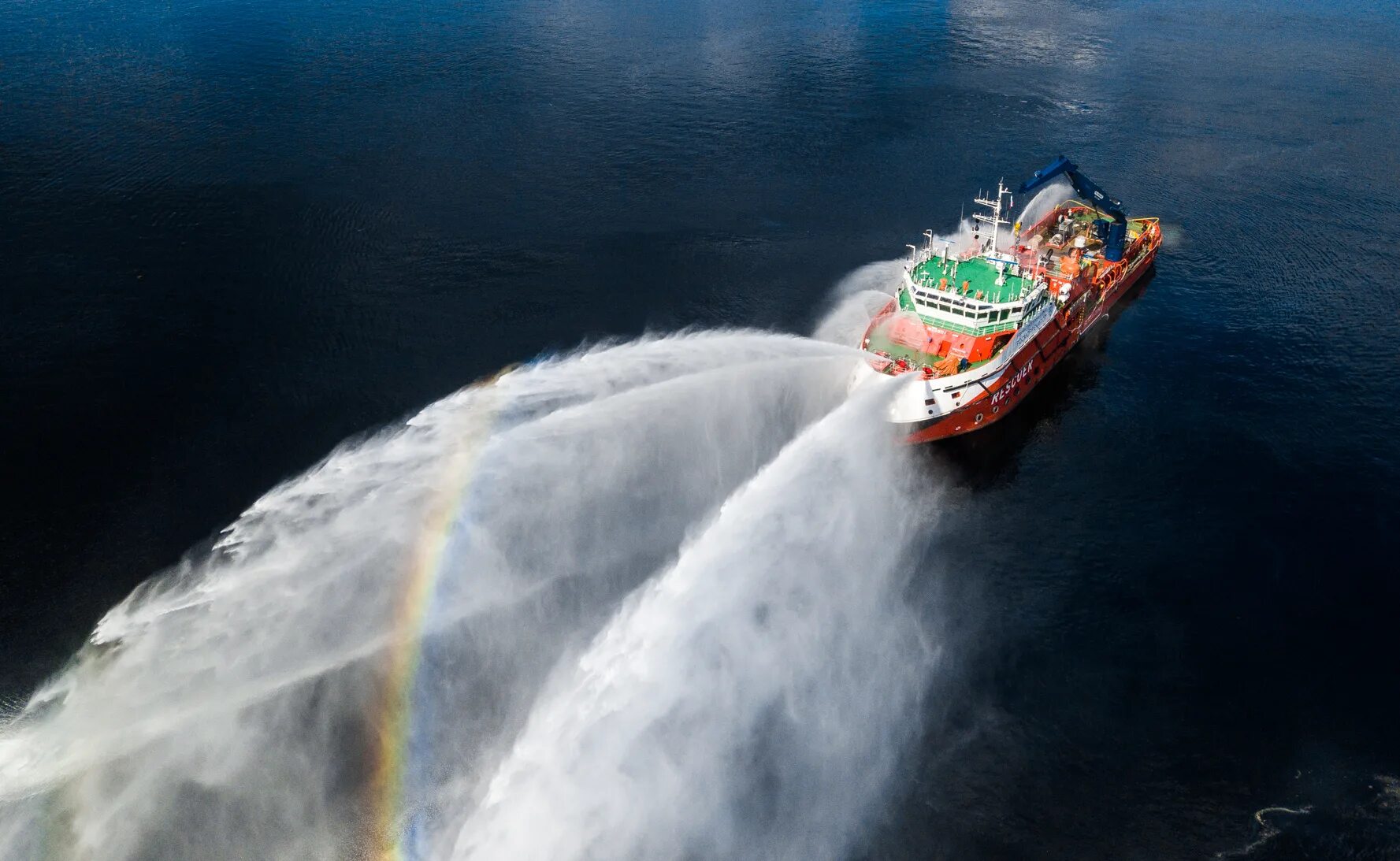 Штаг карнак. Под судном 4 буквы. Корабль витязь миклухо маклая. Лайнер sky princess 5*. Шлюп предприятие 1823.