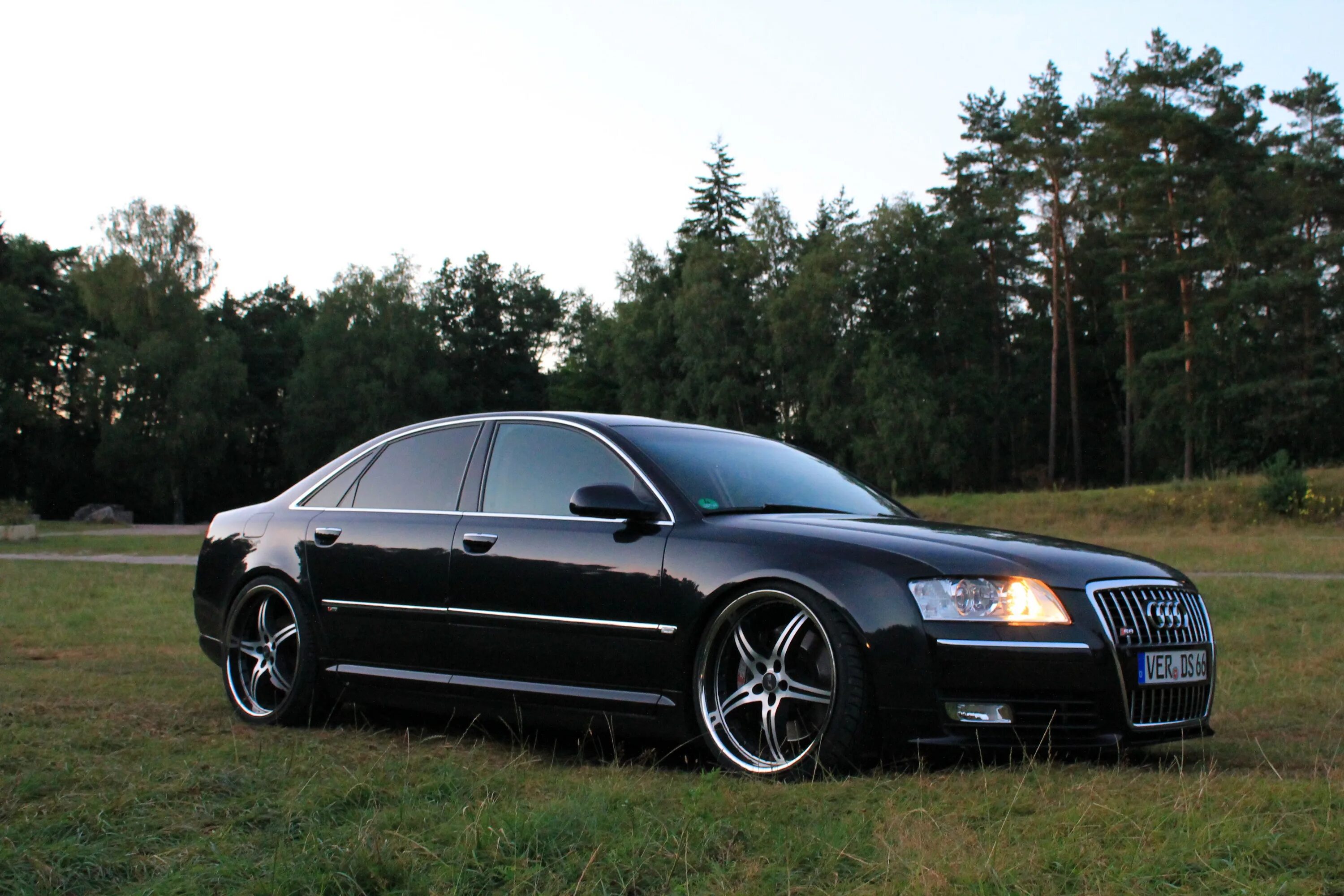 Куплю ауди а8 в москве. Audi a8 2006. Ауди а8 кватро. Ауди а8 д3 2003. Audi a8 d3.