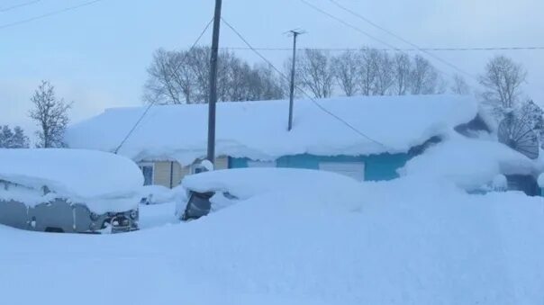 Погода в баргузине на неделю. Пгт Усть-Баргузин Баргузинский район.. Поселок Усть Баргузин зима. Снег в Усть Баргузине. Мост Усть Баргузин.