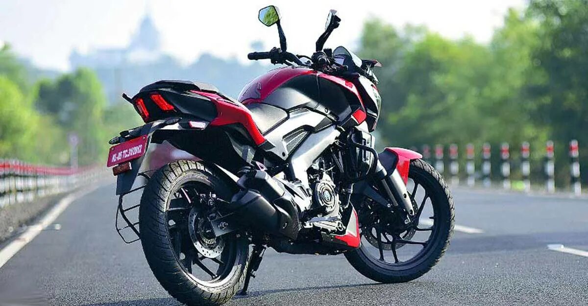 Bajaj dominar 250. Доминар 250. Мотоцикл Баджадж Доминар 250. Доминар 400. Bajaj Pulsar NS 250.