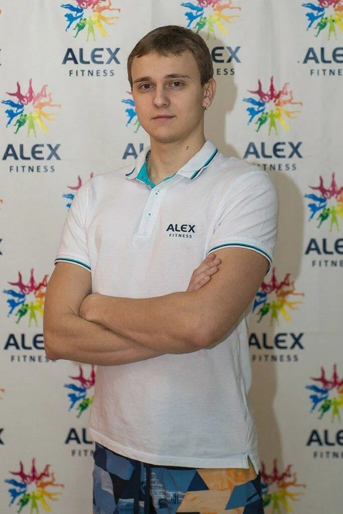 Алекс фитнес оренбург. Тренер алекс фитнес евгений. Alex fitness ушинского зал. Alex fitness оренбург гулливер. Alex оренбург.