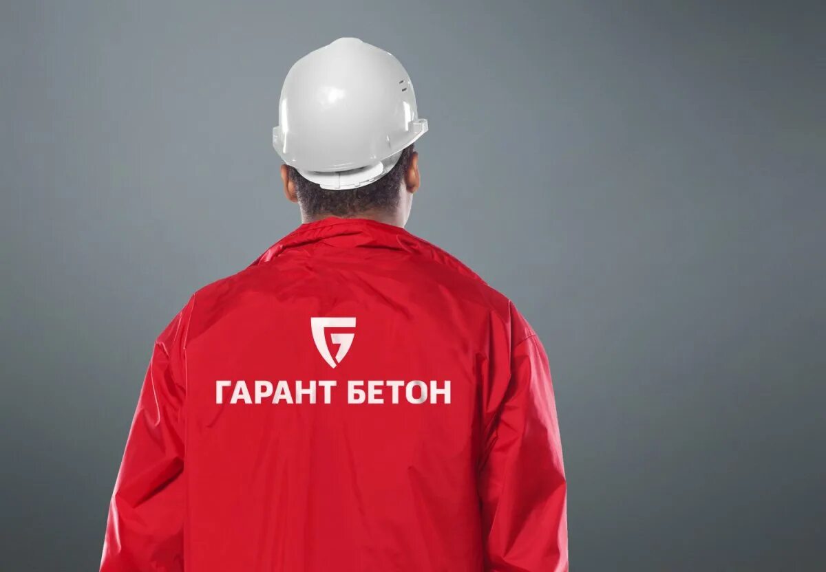 Mockup рабочей униформы. Спецодежда логотип. Мокап униформы. Униформа мокап. Форма врача мокап.