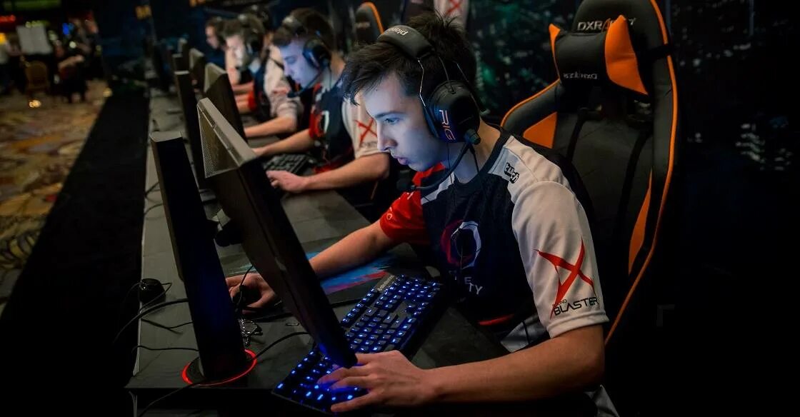 Cloud9 денис шарипов. Астралис фото. Ninjas complexity. Команда кс го astralis. Tbd team.