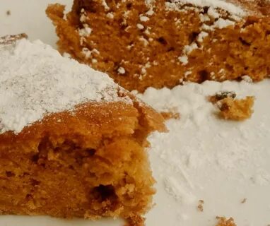 Морковный пирог с грецкими орехами и корицей