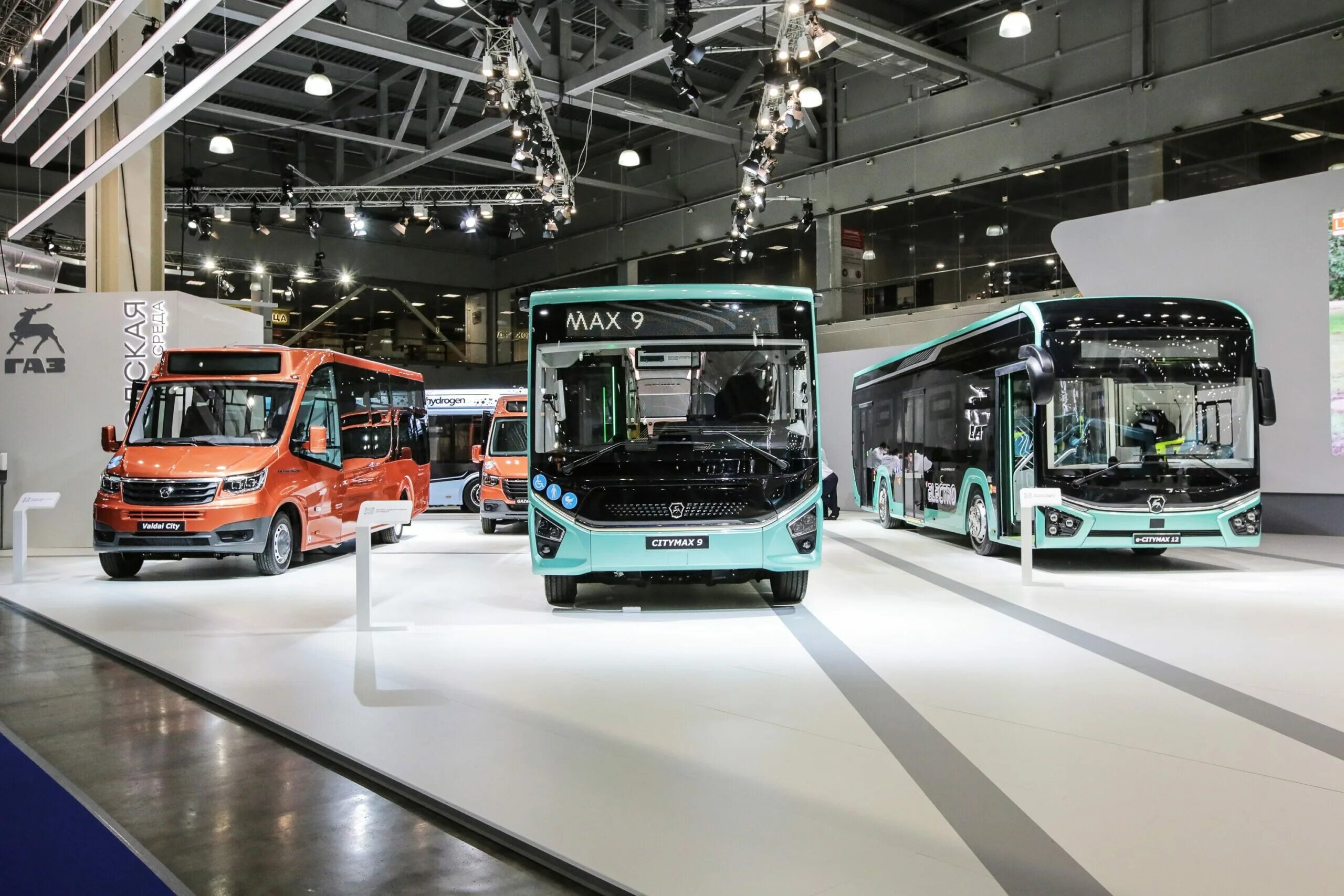 Новый автобус нефаз в уфе. Новые автобусы 2021. Новые автобусы 2021. Новые автобусы 2021. Современные автобусы.