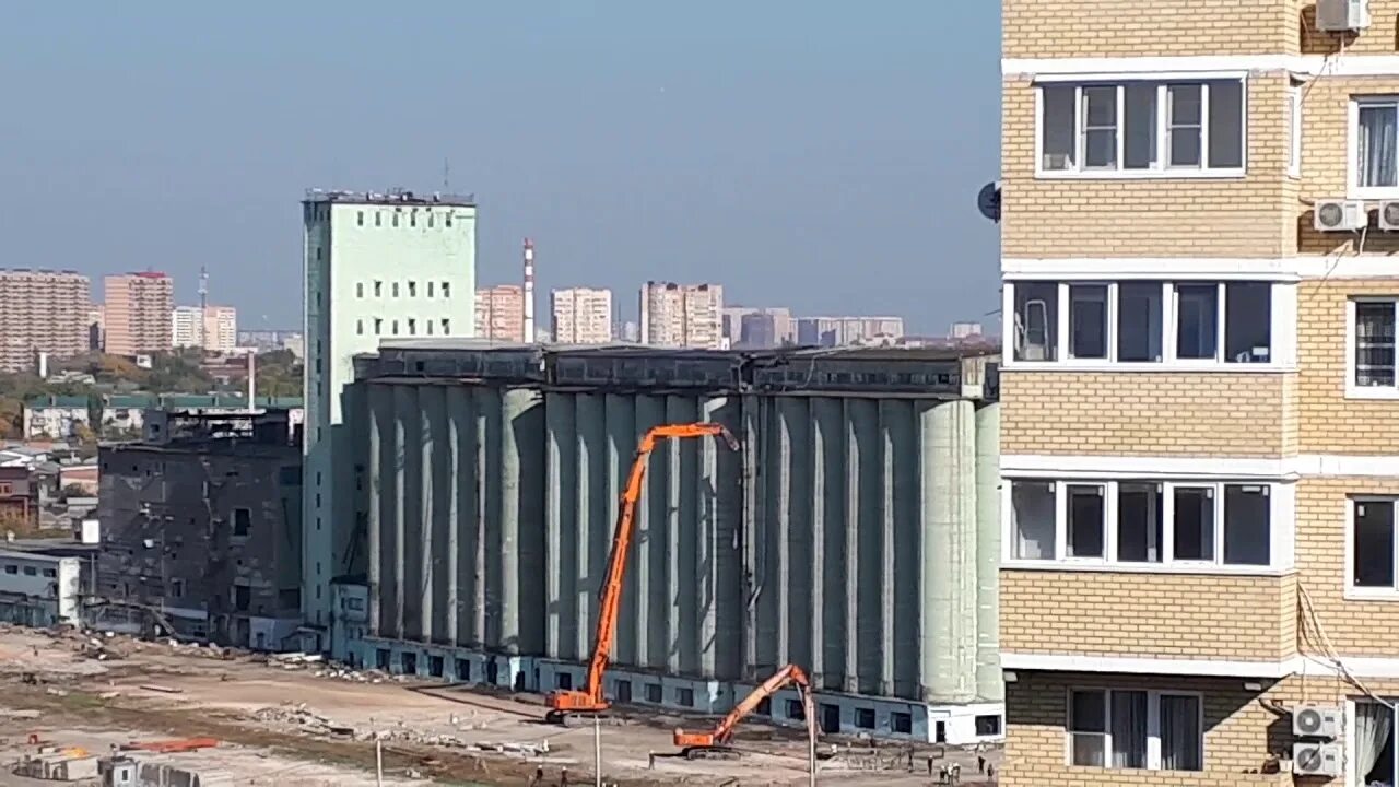 Сниму элеватор. Элеватор на колхозной в краснодаре. рубцовский элеватор. элеватор валуйки белгородская демонтаж элеватор. бердянский элеватор.
