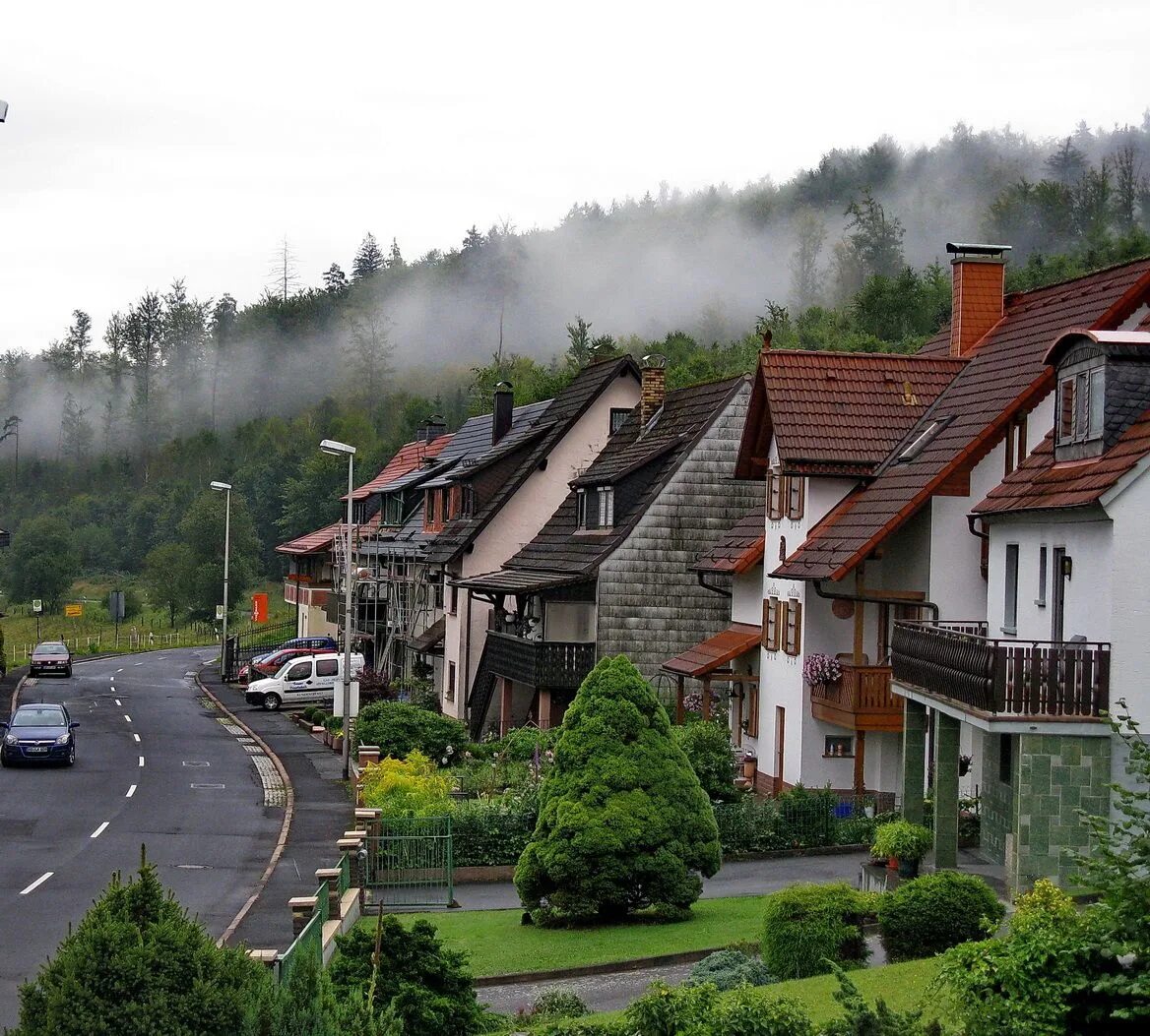 Самая богатая деревня. Германия Бавария деревни. Бавария деревни Германия деревни. Деревушка в Баварии Германия. Немецкая деревня ФРГ.