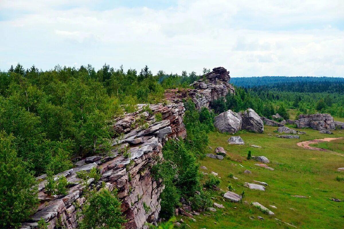 Гора крестовая Губаха. Губаха Пермский край крестовая гора. Гора Ладейная Губаха. Город Губаха гора крестовая. Что есть в пермском крае