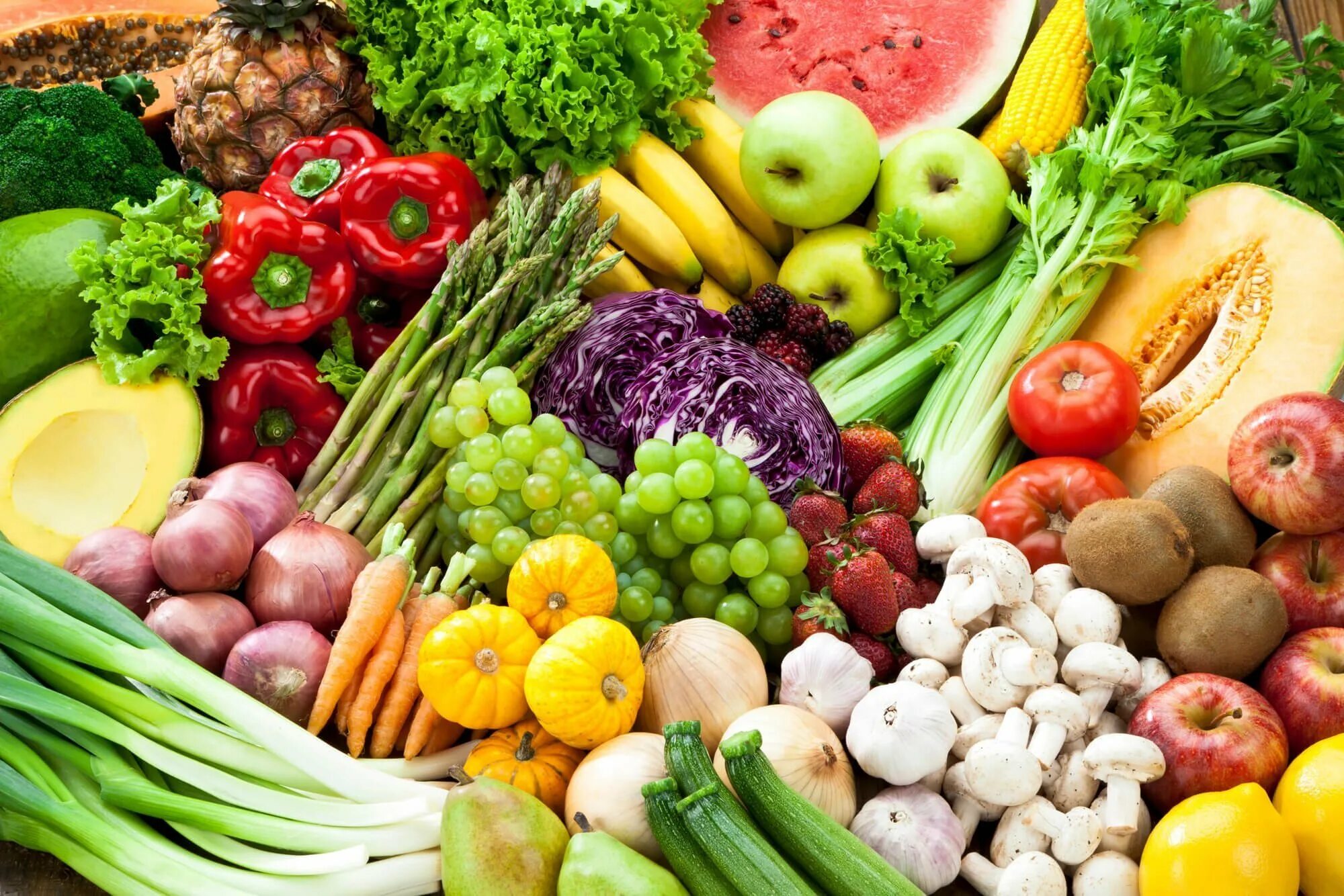 аспект продукты питания. корзина с овощами и фруктами. аспект продукты питания. здоровое питание. здоровое питание.