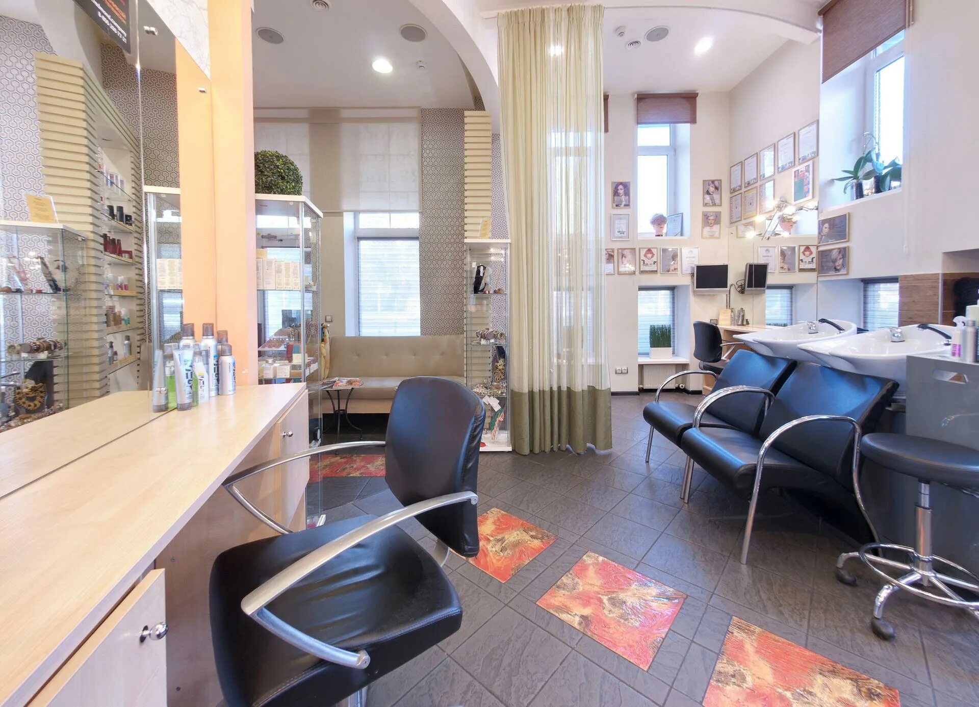 Салон красоты чистые пруды. Элитный салон красоты. Салон красоты желание. Салон желание пятигорск. Салон красоты семь желаний ревда.