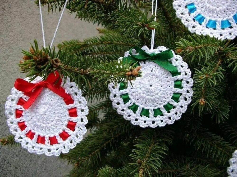 GORGEOUS Dangling Christmas Ornaments/Crochet Pattern INSTRUCTIONS ONLY Crafts, 
