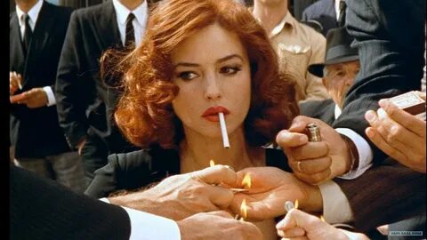 Она Самая Желанная девушка в городе, но это её проклятие... - YouTube