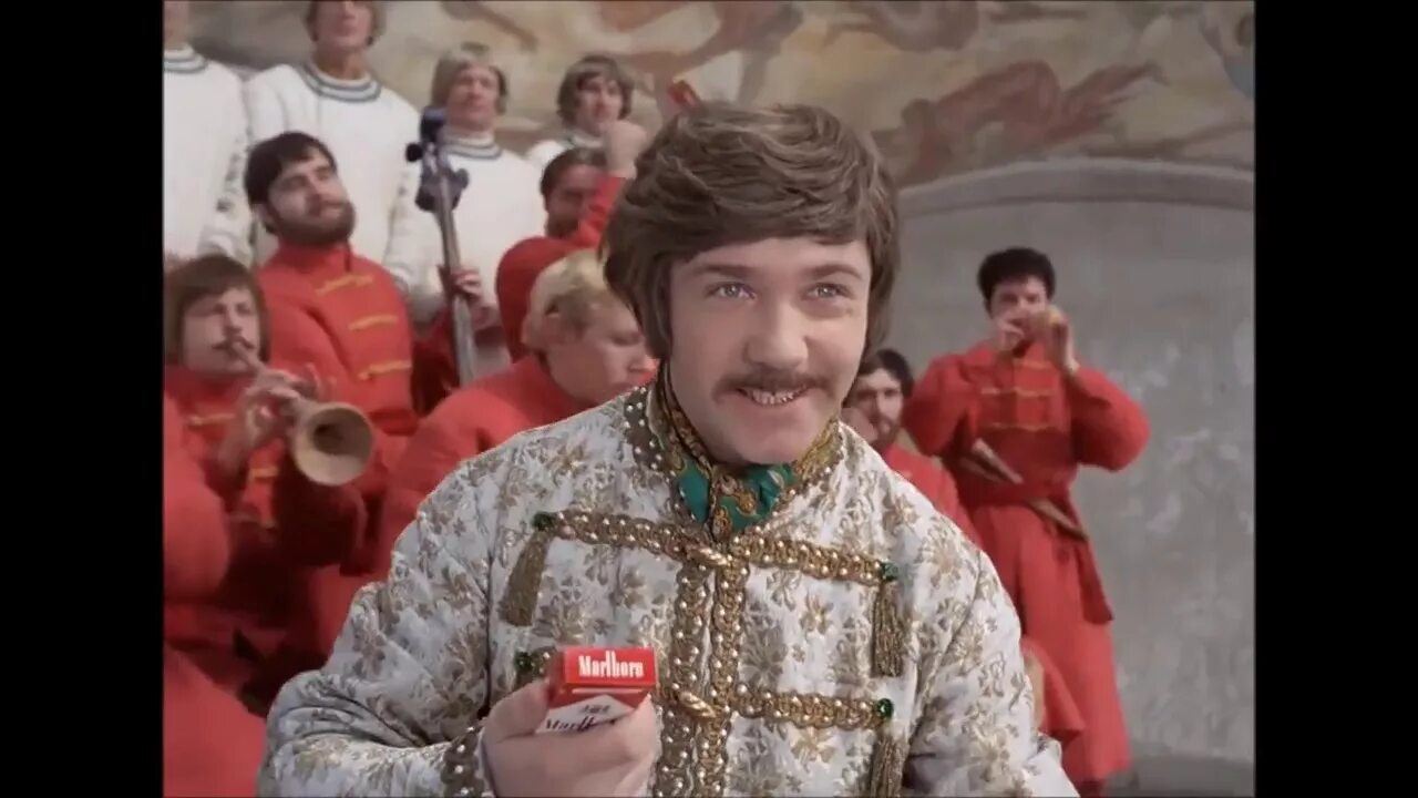 Вдруг как в сказке скрипнула дверь аккорды. Иван васильевич меняет профессию вдруг как в сказке скрипнула дверь. Зацепин ноты иван васильевич. Ноты для фортепиано с аккордами. Разговор со счастьем ноты.