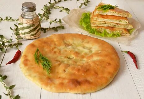 Пирог с домашним сыром и зеленью