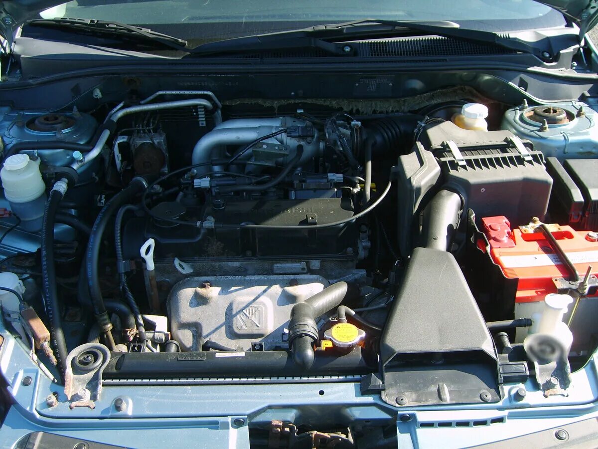 Mitsubishi lancer какой двигатель. Лансер 9 1.6 двигатель. Lancer 1.6 2006. Двигатель Мицубиси Лансер 1.6. Мотор Лансер 9.