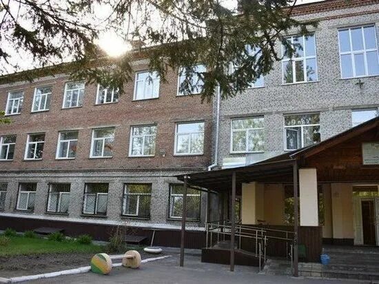 Бийская общеобразовательная школа-интернат 1. Школа 15 бийск. 32 школа бийск. Бийск интернат 1. Бийская школа-интернат 3 алтайский край.