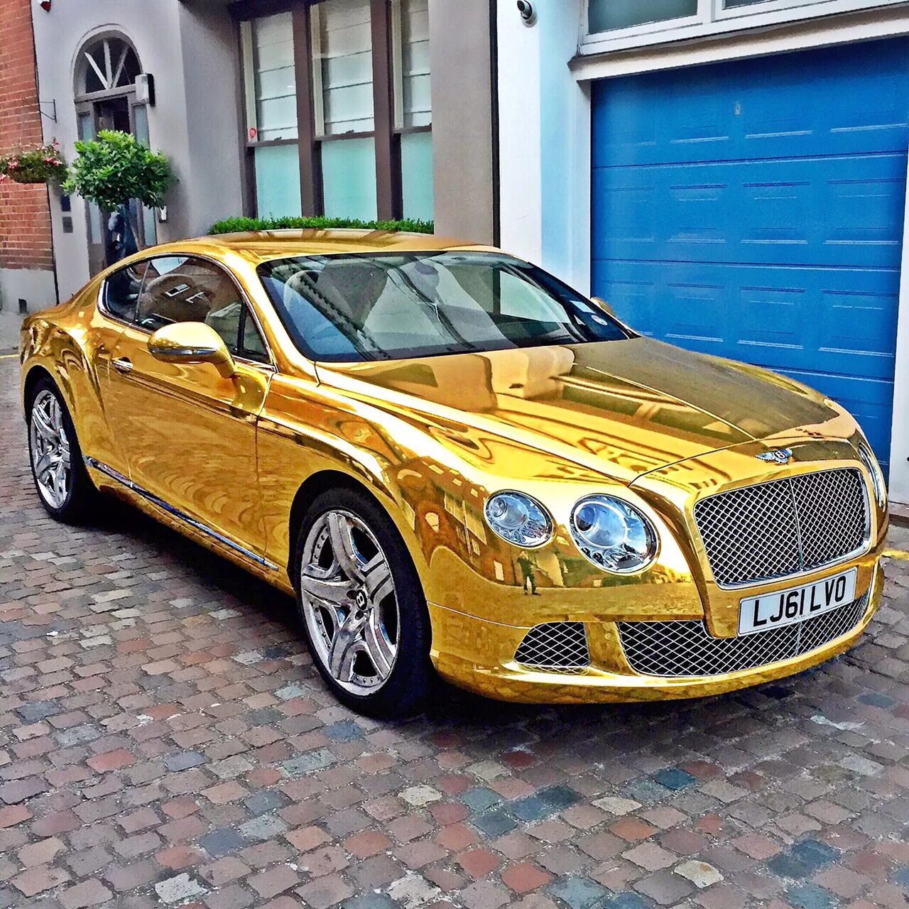 Gold car