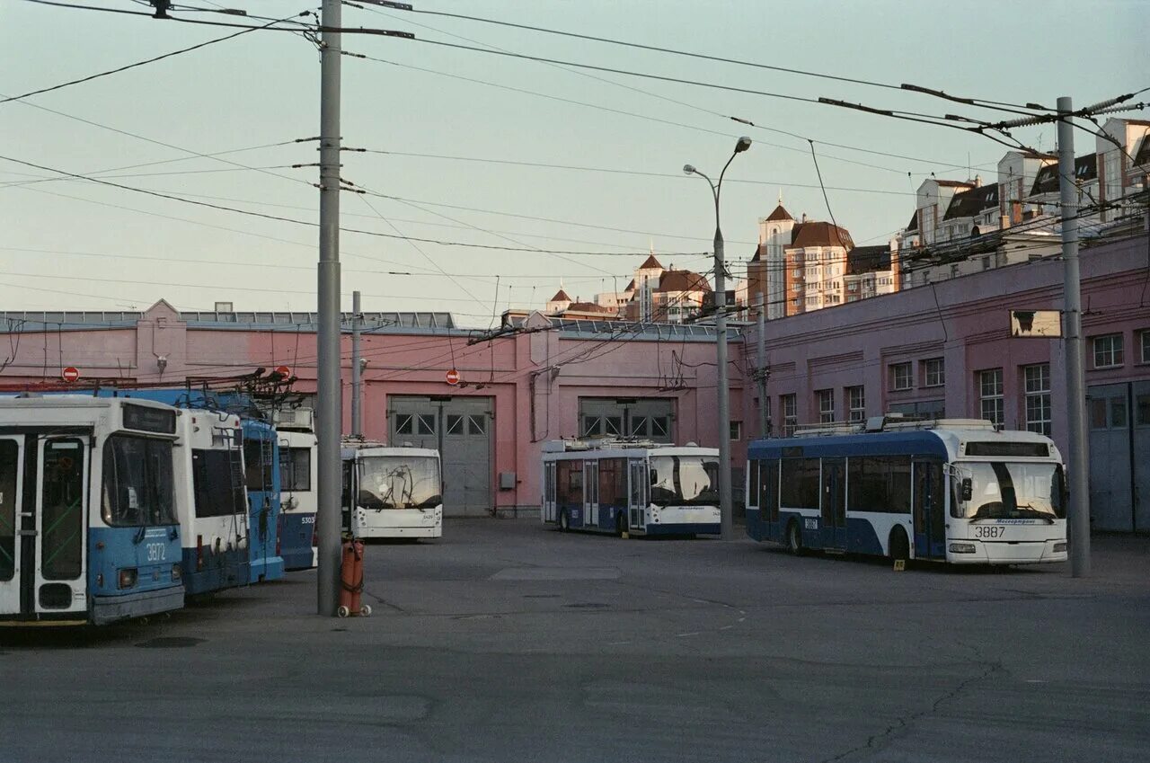 троллейбусный парк щепетильникова. троллейбусные парки москва. троллейбусный парк москва. троллейбусные парки москва. тролза 5275.