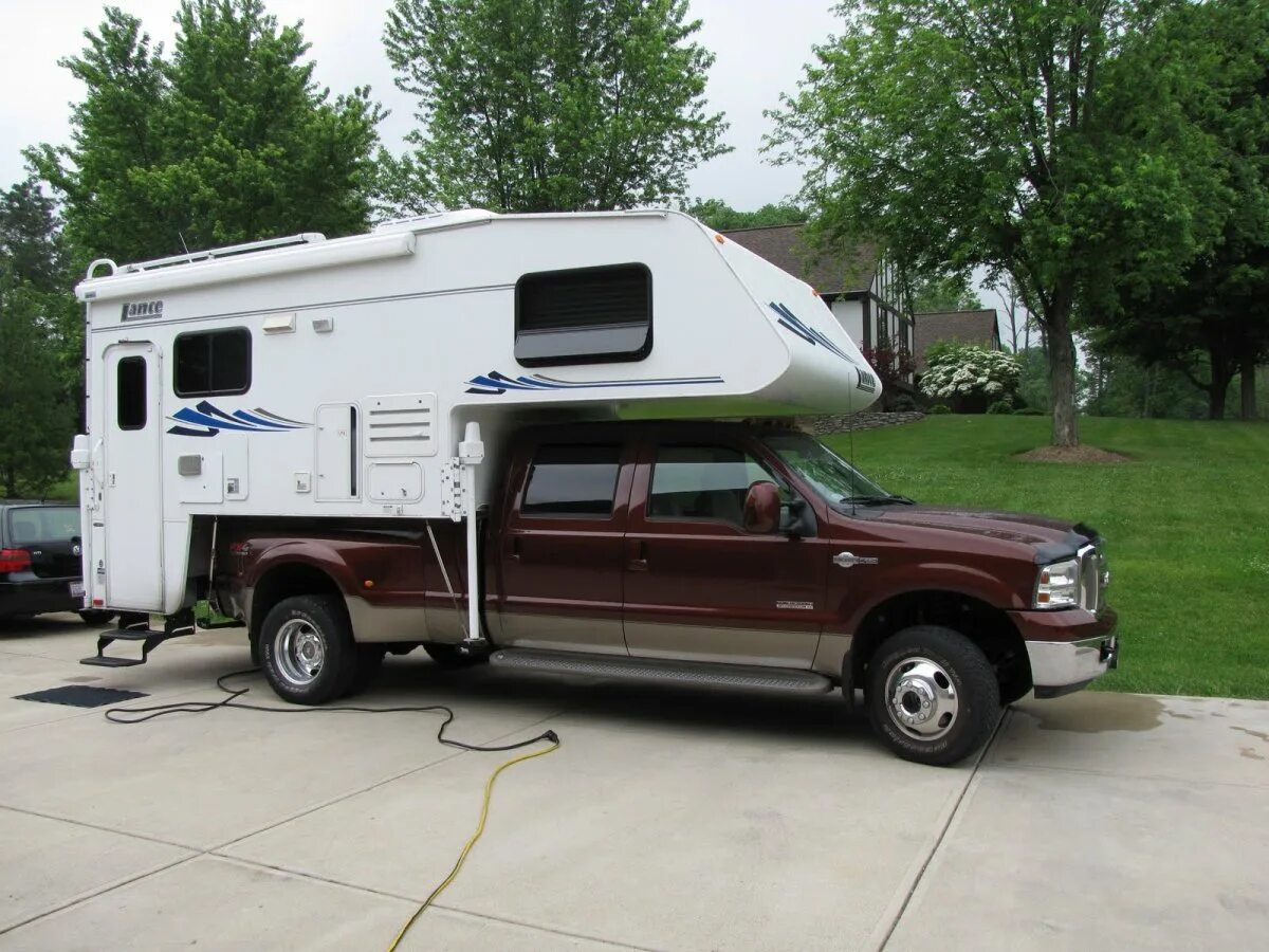 Дом на пикап. Жилой модуль Lance 845 Camper. Автодом RV Camper. Dodge Ram автодом. Helix 4200 автодом.