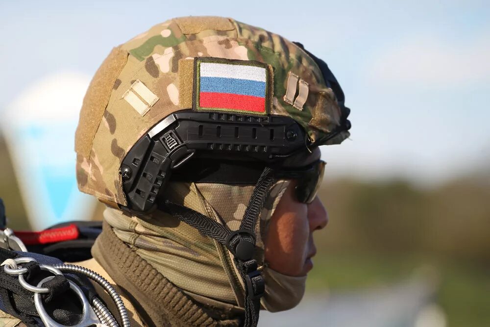 Ссо видео. Шлем ссо рф. бойцы ссо в шлеме. солдат ссо рф. ссо рф экипировка.