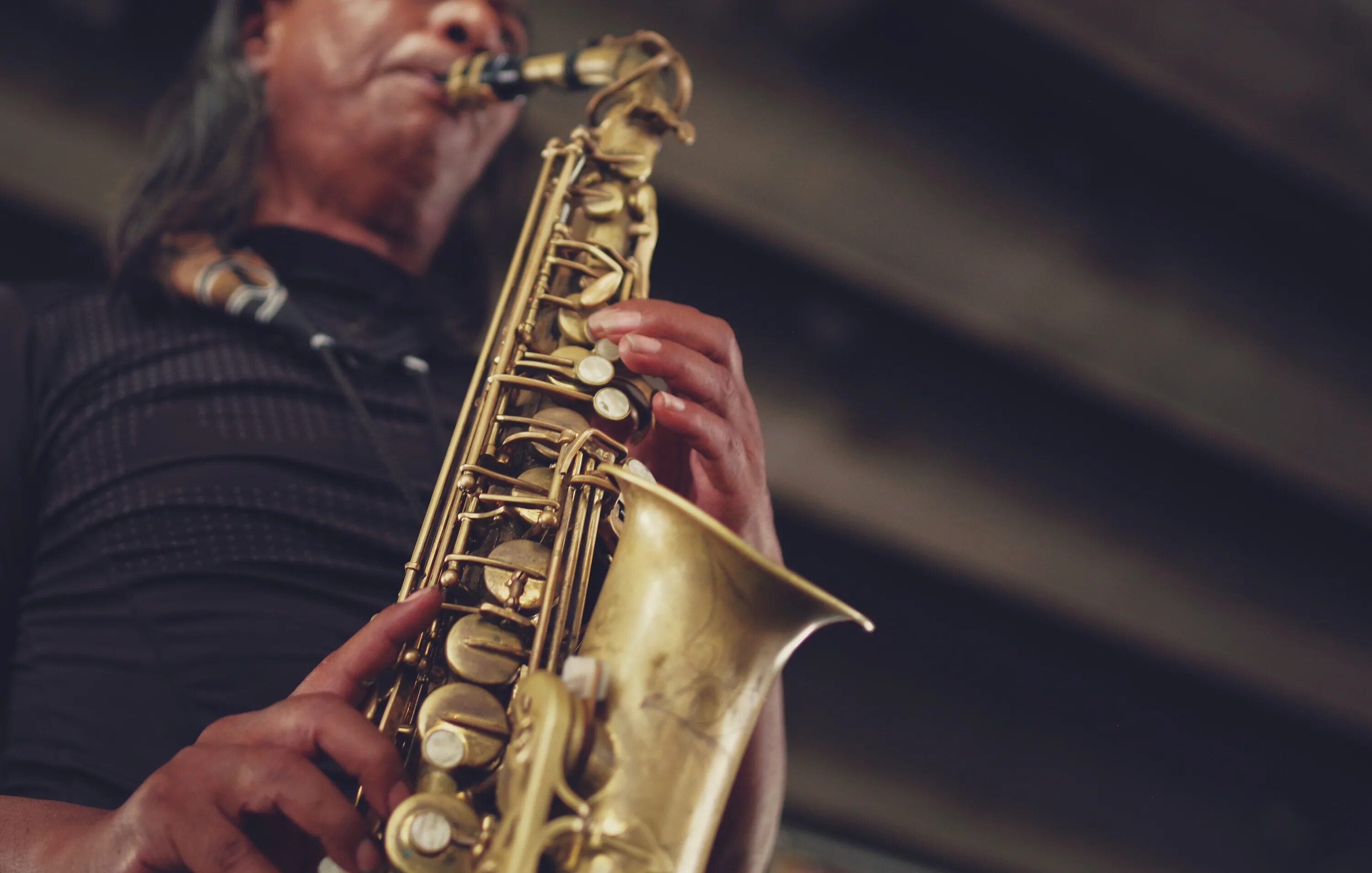 Playing saxophone. Саксофон. Саксофонист. Джаз.