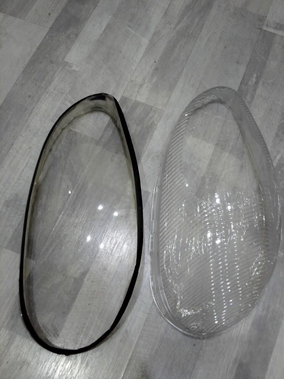 Оргстекло на 2115. Стёкла фар toyota corolla e120. Гладкие стёкла из поликарбоната пассат б3. Стекло фары гольф 3 артикул. Гладкие стекла из поликарбоната фар ваз 2109.