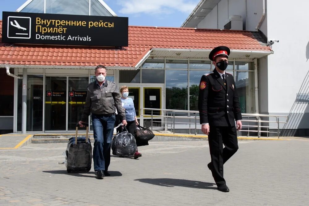До какого числа закрыть аэропорт краснодара. Краснодар аэропорт люди. аэропорт краснодар карантин. аэропорт краснодар 2025. обсерваторы краснодарский край.