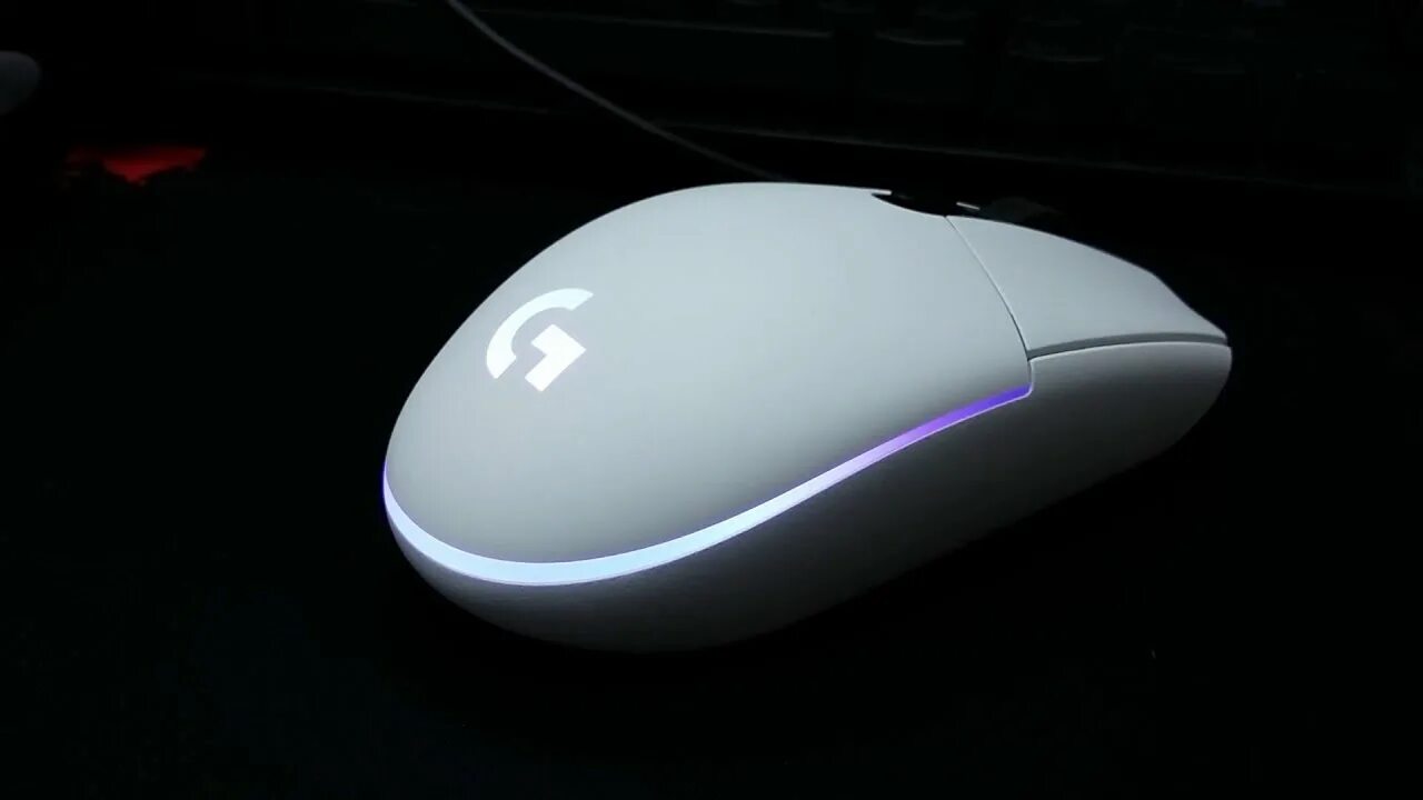 G102 light. Logitech g102 white. лоджитеч g102 белая. компьютерная мышь logitech g102. мышка logitech g102 белая.