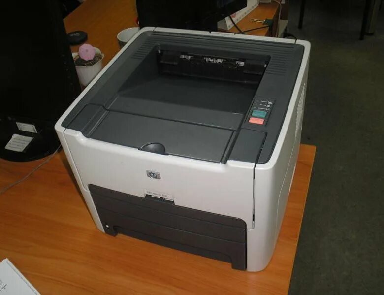 Принтер LASERJET 1320.