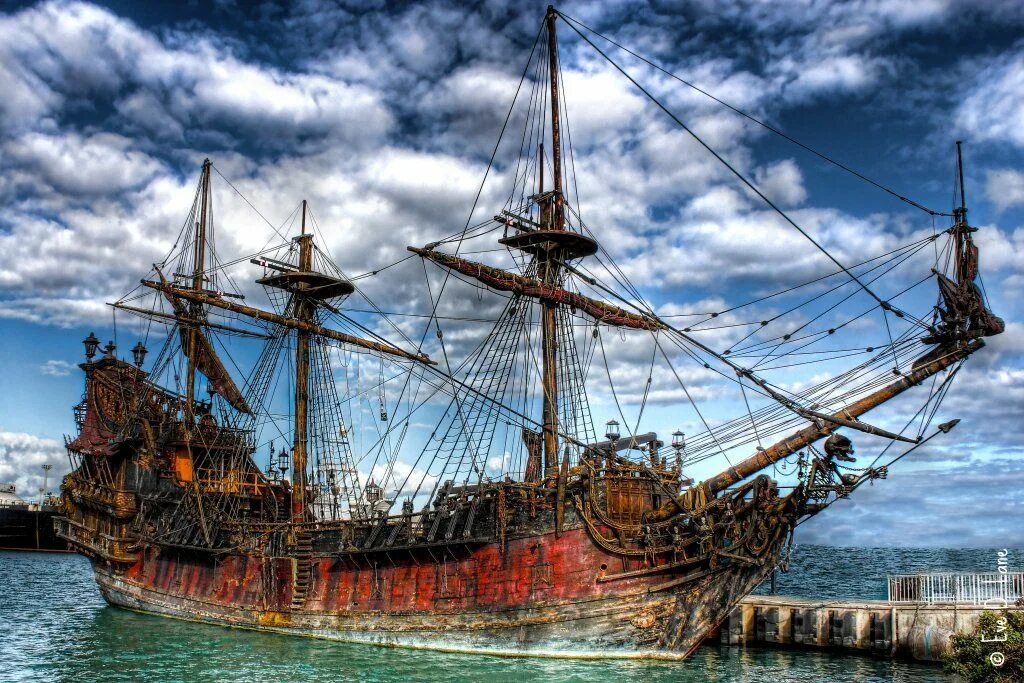 Галеон корабль месть королевы Анны. Месть королевы Анны корабль пираты Карибского моря. Фрегат месть королевы Анны. Пиратский корабль месть королевы Анны. Названия фрегатов