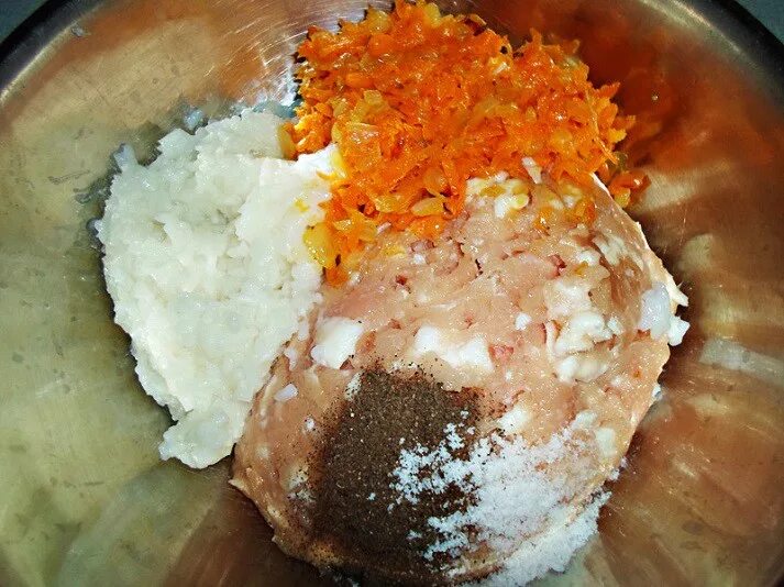 Фарш для голубцов с рисом и мясом. Фарш для голубцов с рисом. фарш для голубцов из капусты. фарш с рисом в кастрюле. фарш для голубцов с рисом и мясом пошаговый.