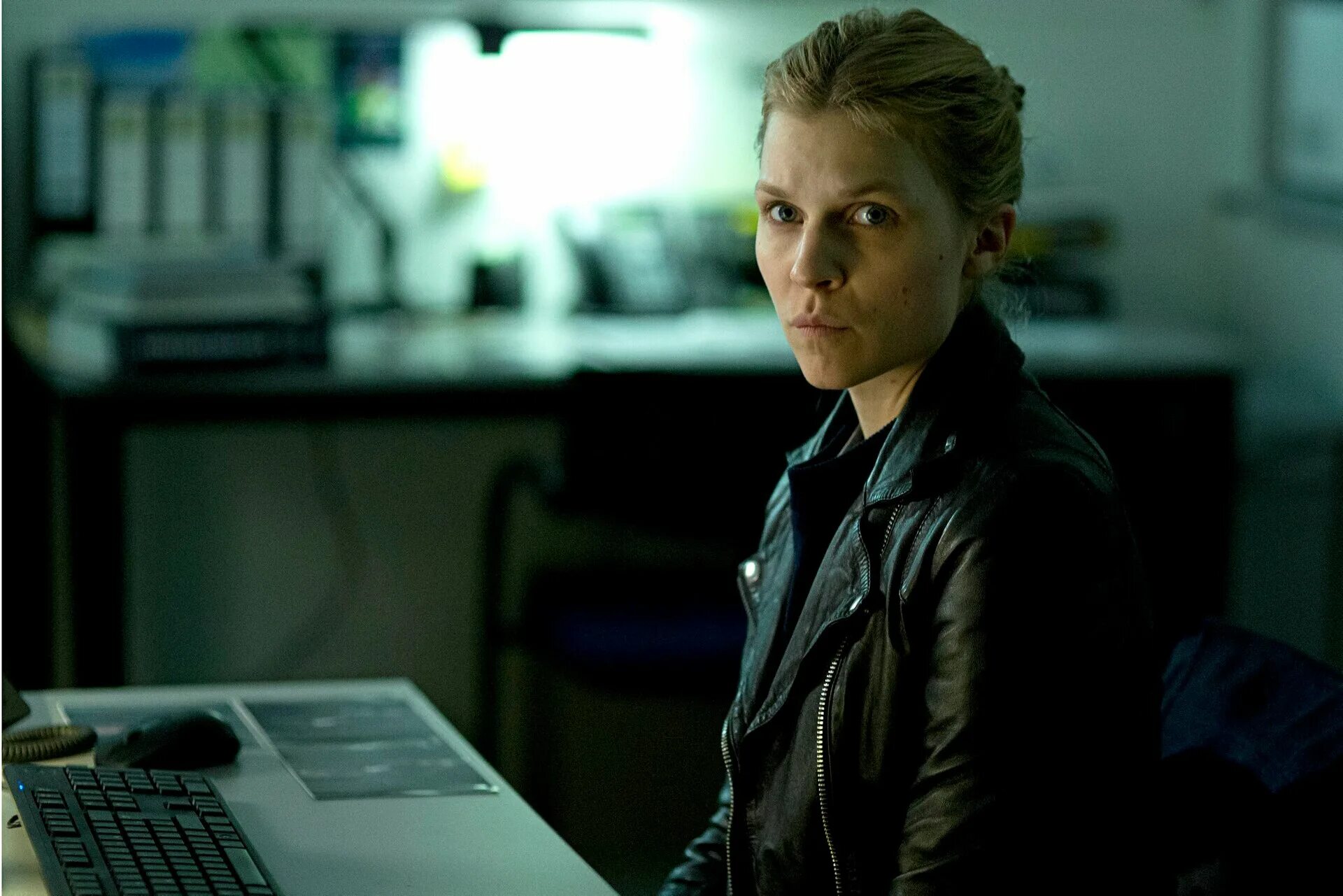 Клеманс поэзи туннель. Клеманс поэзи туннель. Туннель 2013. Туннель 2013. Клеманс поэзи туннель.